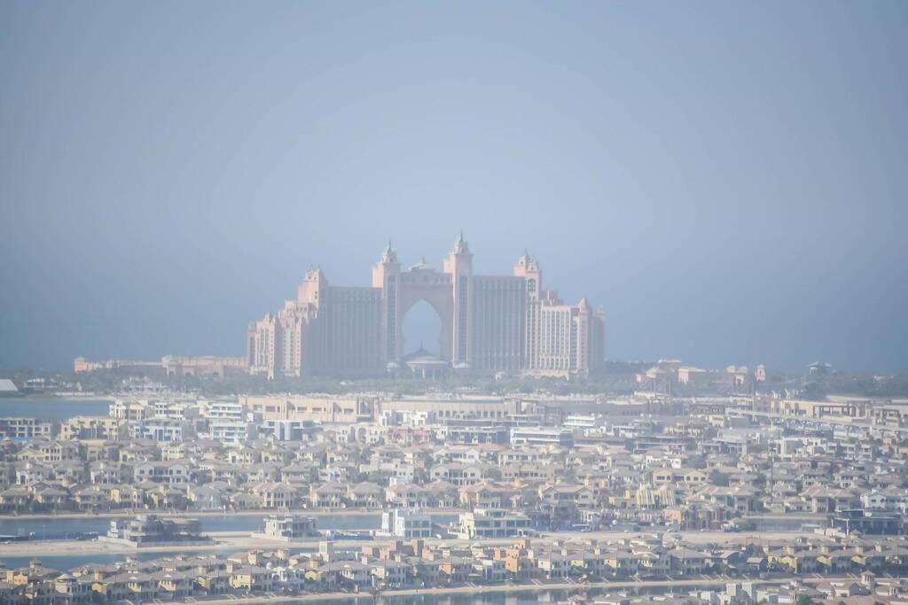 Appartement Fantastical Palm & Arabian Sea View Dubai Marina Extérieur photo